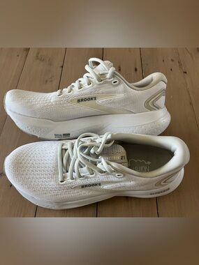 Brooks Glycerin 21 Mens 9 White Road Running Shoes Gym Cushion